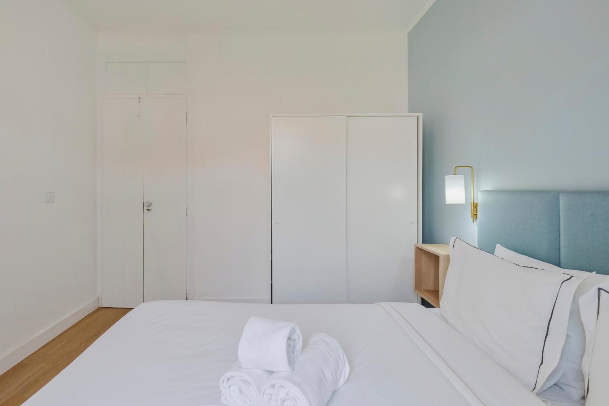 Downtown Apartment *